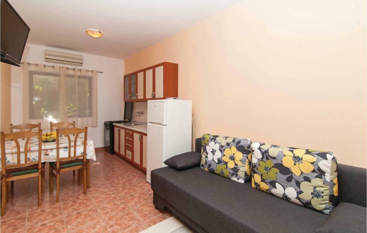 2 Bedroom Cozy Apartment In Marina Zewnętrze zdjęcie